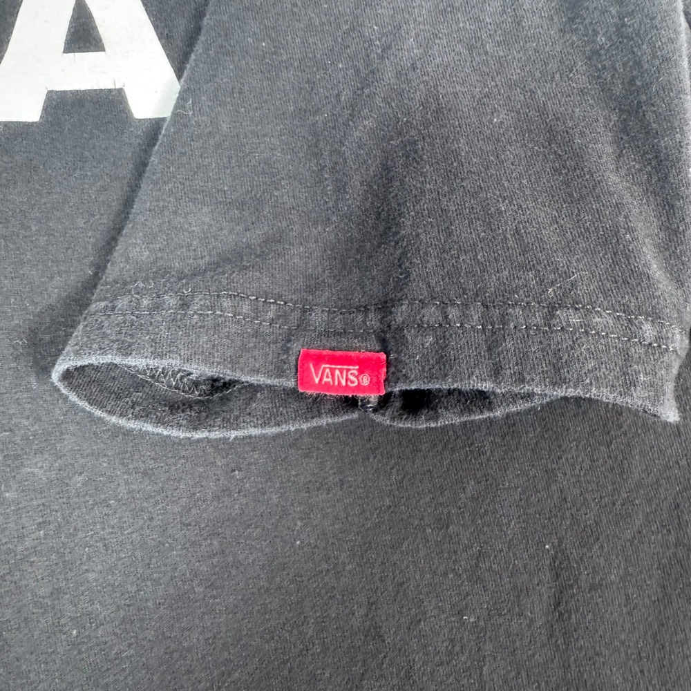 Vans Classic Men's‎ M T-Shirt Black White Logo Short Sleeve Skater Streetwear - Picture 8 of 8